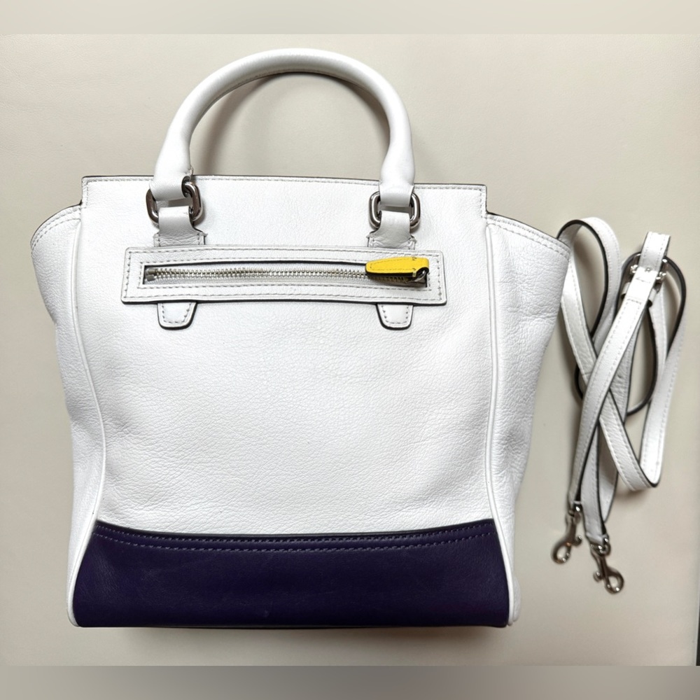 White and navy blue Coach leather bag - Picture 4 of 9